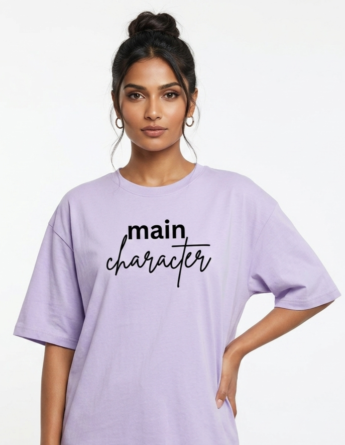 Unisex Oversized Classic T-Shirt - Main Character